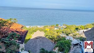 Casa con excelente ubicación y hermosa vista en Sayulita.