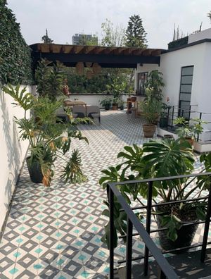 Rent this Luxurious Renovated 1930s Home in Condesa!