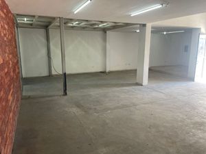 PUNTO DE VENTA U OFICINAS PARA EMPRESA EXCELENTE UBICACIÓN