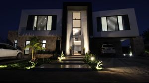 Exclusiva casa amueblada y equipada con diseño único en Cabo norte Mérida Yucata