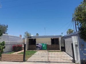 Casa en RENTA en Col. Nueva, de 1 planta en Ave. Gómez Farías