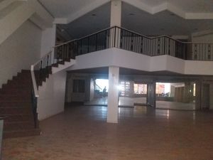 Venta de Local comercial en Plaza Fiesta San Agustín!!