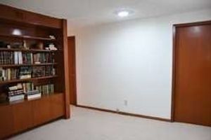 DEPARTAMENTO EN VENTA EN BOSQUES DE LAS LOMAS