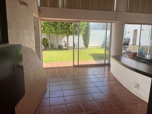 RESIDENCIA EN VENTA EN EL FRACCIONAMIENTO VILLAS DEL MESON  EN JURIQUILLA QUERÉT