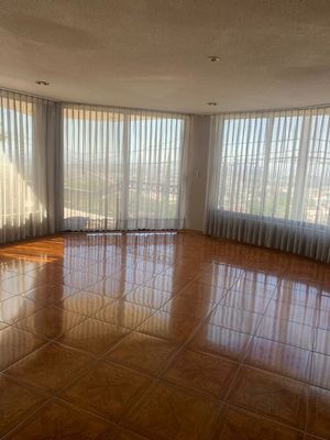 Venta de Casa con vista panorámica a la ciudad de Qro