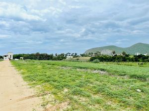 Terreno con Agua en Pescadero