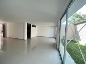 Casa en venta zona Cascatta, Lomas de Angelópolis