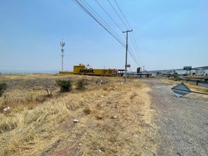 TERRENO SOBRE LIBRAMIENTO SUR PONIENTE .8