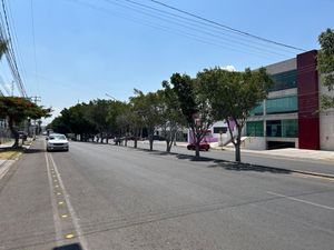 RENTA OFICINAS EN COLINAS DEL CIMATARIO