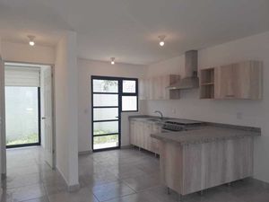 VENTA DE CASA EN ZAKIA CERCANA AL PARQUE Y PLAZA