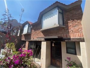 Casa en Venta en Lomas Altas Miguel Hidalgo