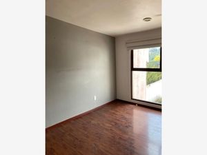 Casa en Venta en Lomas de Tecamachalco Naucalpan de Juárez