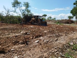 TERRENO  CON PROYECTO PARA BODEGAS EN VENTA