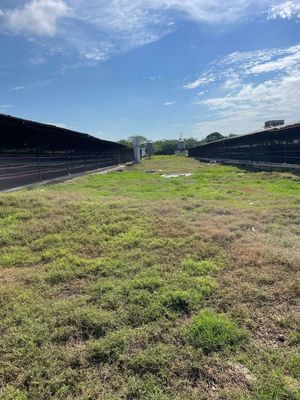 BODEGAS Y NAVES SEMIABIERTAS TIMUCUY