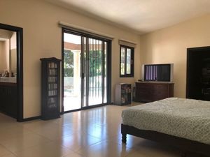 Casa sola en venta. Lomas de Atzingo