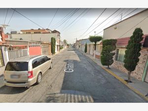 Casa en Venta en Villa de las Flores 1a Sección (Unidad Coacalco) Coacalco de Berriozábal