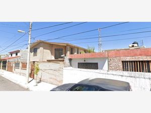 Casas en venta en Valle de las Flores, Saltillo, Coah., México, 25290