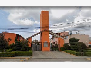 Casa en Venta en Santa Cruz Atzcapotzaltongo Toluca