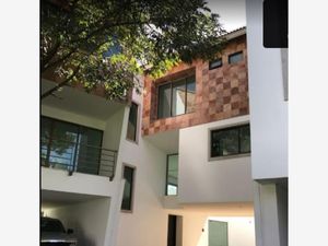 Casa en Venta en Fuentes de Tepepan Tlalpan