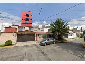 Casa en Venta en Llano de las Flores (Barrio del Hueso) Naucalpan de Juárez