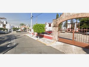 Casa en Venta en Colonial Tlaquepaque San Pedro Tlaquepaque