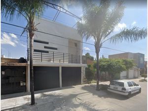 Casa en Venta en Insurgentes 1a Secc Guadalajara