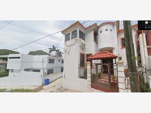 Casa en Venta en Lomas de Rosales Tampico