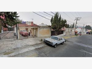 Casa en Venta en Lomas de San Mateo Naucalpan de Juárez