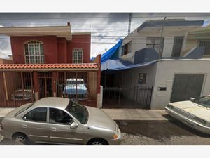 Casa en Venta en Las Fuentes Zamora