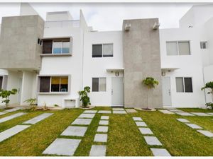 Casa en Venta en Natura Playa del Carmen Solidaridad