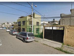 Casa en Venta en Jardines de Santa Clara Ecatepec de Morelos