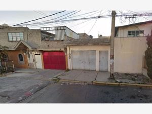 Casa en Venta en Loma Bonita Nezahualcóyotl