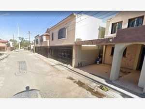 Casa en Venta en Jardines de Casa Blanca San Nicolás de los Garza