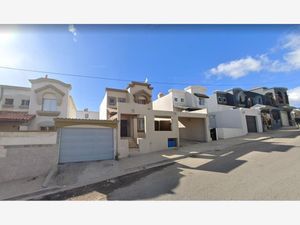 Casa en Venta en Residencial del Prado Dos Ensenada