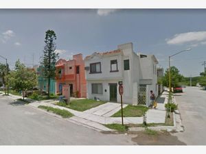 Casa en Venta en Las Alamedas Montemorelos