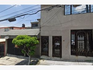 Casa en Venta en Loma de Canteras (Lomas de Cantera) Naucalpan de Juárez