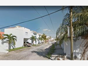 Casa en Venta en Nuevo Salagua Manzanillo