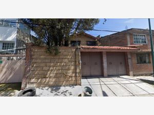 Casa en Venta en El Mirador 1A Sección Tlalpan