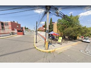 Casa en Venta en Jardines de la Cañada Tultitlán