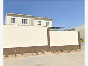 Casa en Venta en Cumbres del Sol Monterrey