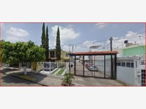 Casa en Venta en Jardines Del Auditorio Zapopan