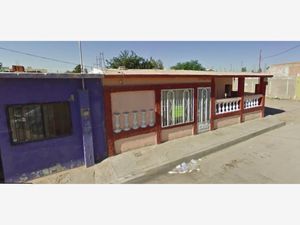 Casa en Venta en Lucio Cabañas Juárez