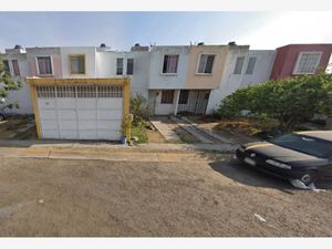 Casa en Venta en Valle Dorado Tlajomulco de Zúñiga