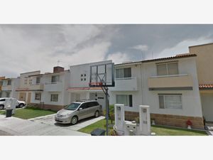 Casa en Venta en Santuarios del Cerrito Corregidora