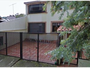 Casa en Venta en Vista del Valle Sección Bosques Naucalpan de Juárez