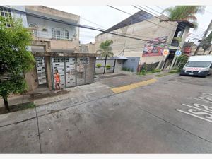 Casa en Venta en Jardines El Sauz Guadalajara