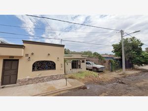 Casa en Venta en Constitucion Cajeme