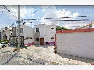 Casa en venta en Misión Lincoln, Monterrey, ., México. Escuela Primaria  Centenario de Juárez, Walmart Lincoln, Oficialía 30 de Monterrey