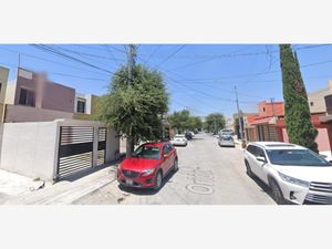 Casa en Venta en Cosmópolis Octavo Sector Apodaca