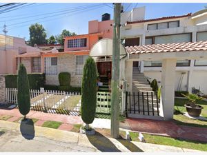 Casa en Venta en Jardines de Satelite Naucalpan de Juárez